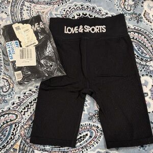 Love & Sports Women's Ribbed Black Bike Shorts